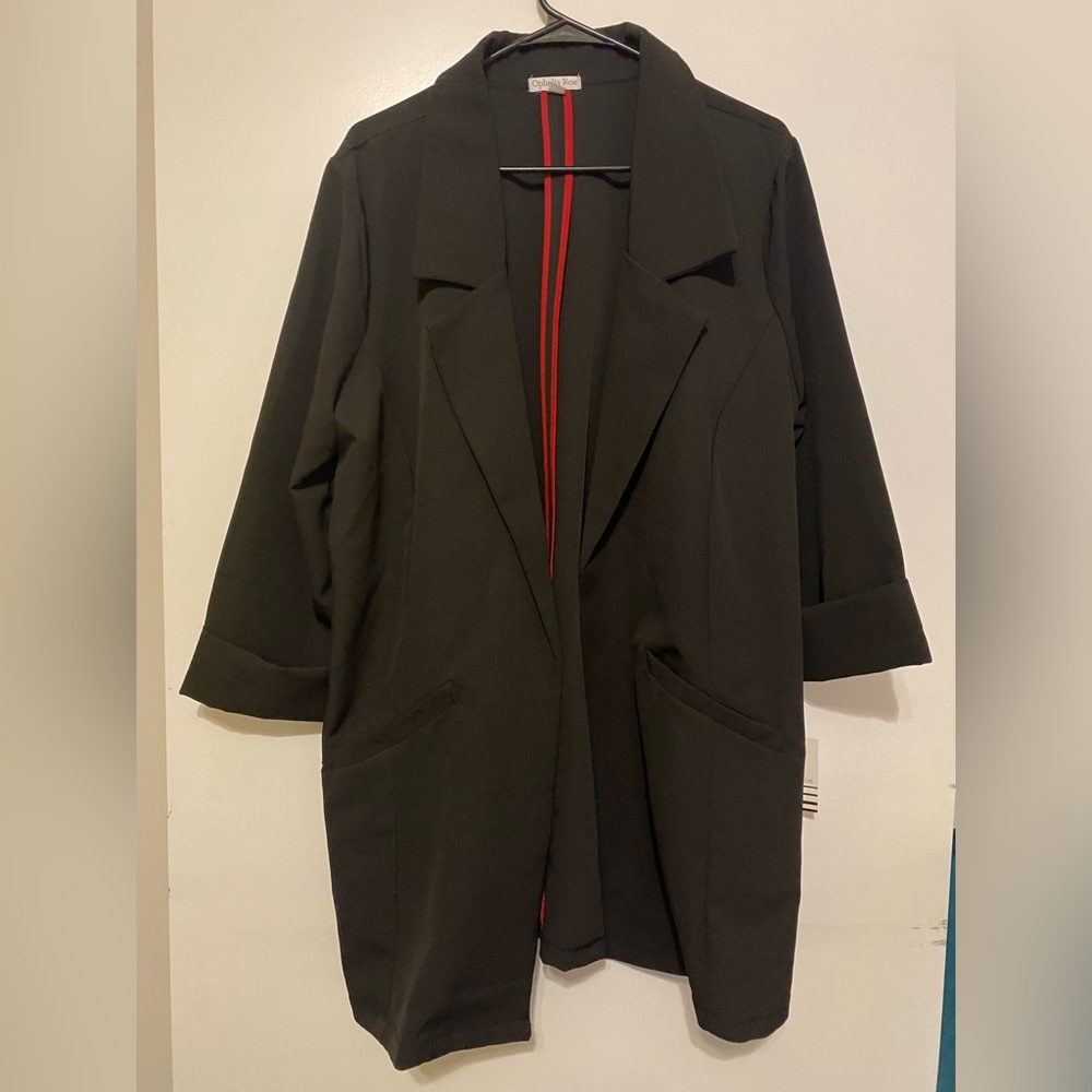 New Black blazer with 3/4 sleeve